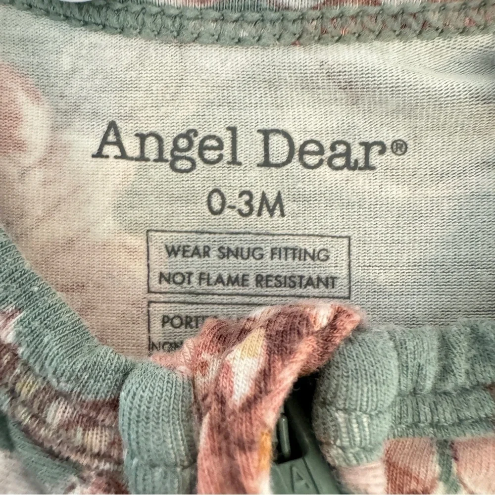 Angel Dear Woodrose Floral Two-Way Ruffle Zipper Footie